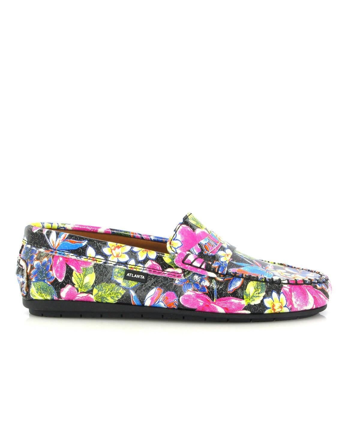 032 Walkers - multicolored flowers