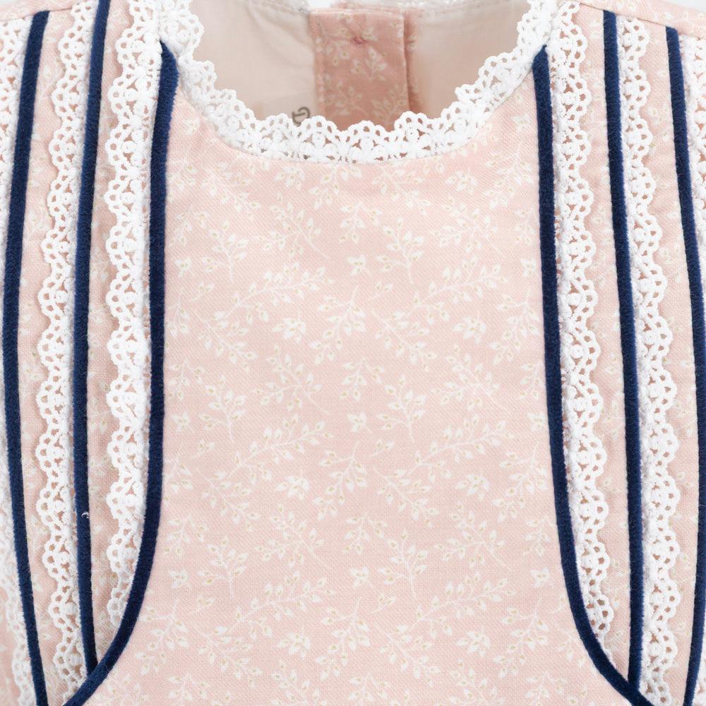 Wynn Girl Bubble
