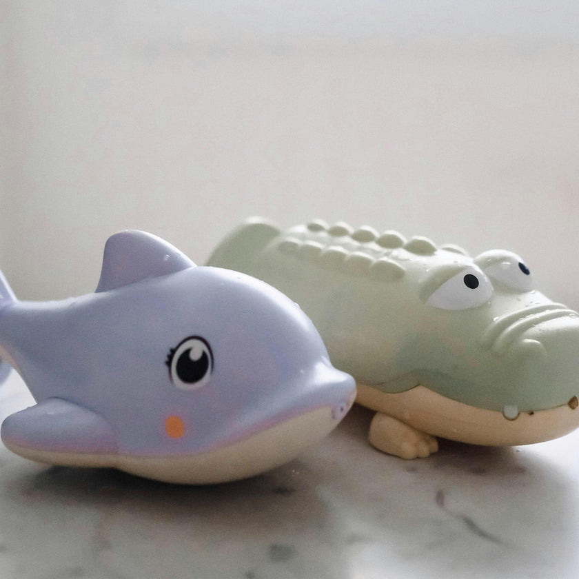 Sunnylife: Water Squirters - Pastel Lilac - Pull Handle To Fill With Water