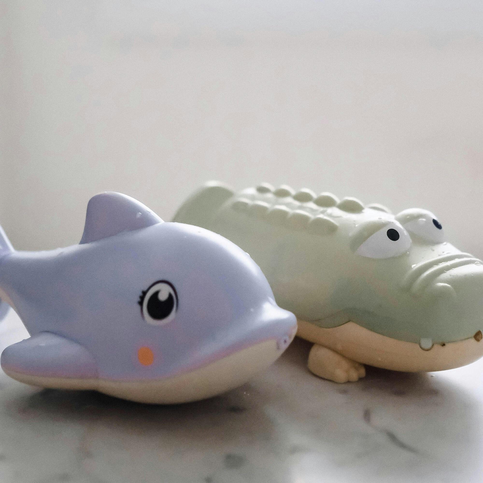 Sunnylife: Water Squirters - Pastel Lilac - Pull Handle To Fill With Water