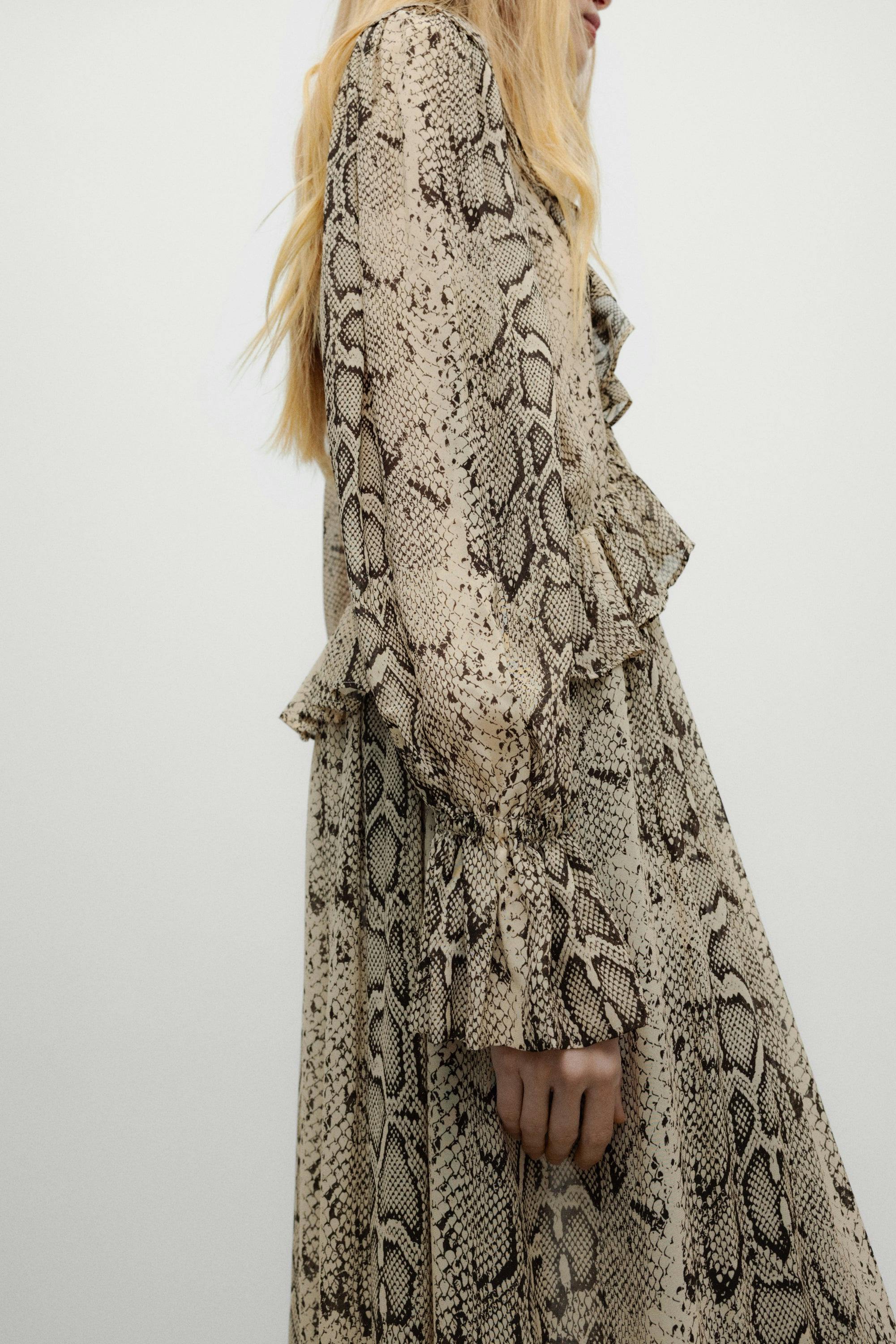 Isley Woman Dress