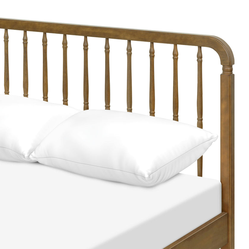 Liberty Spindle Full Bed in Natural Walnut
