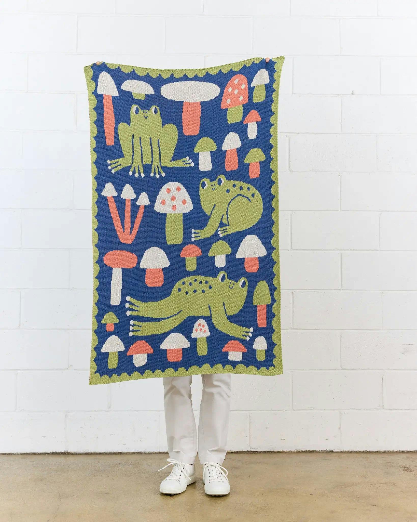 Hoppy Place Knit Mini Blanket
