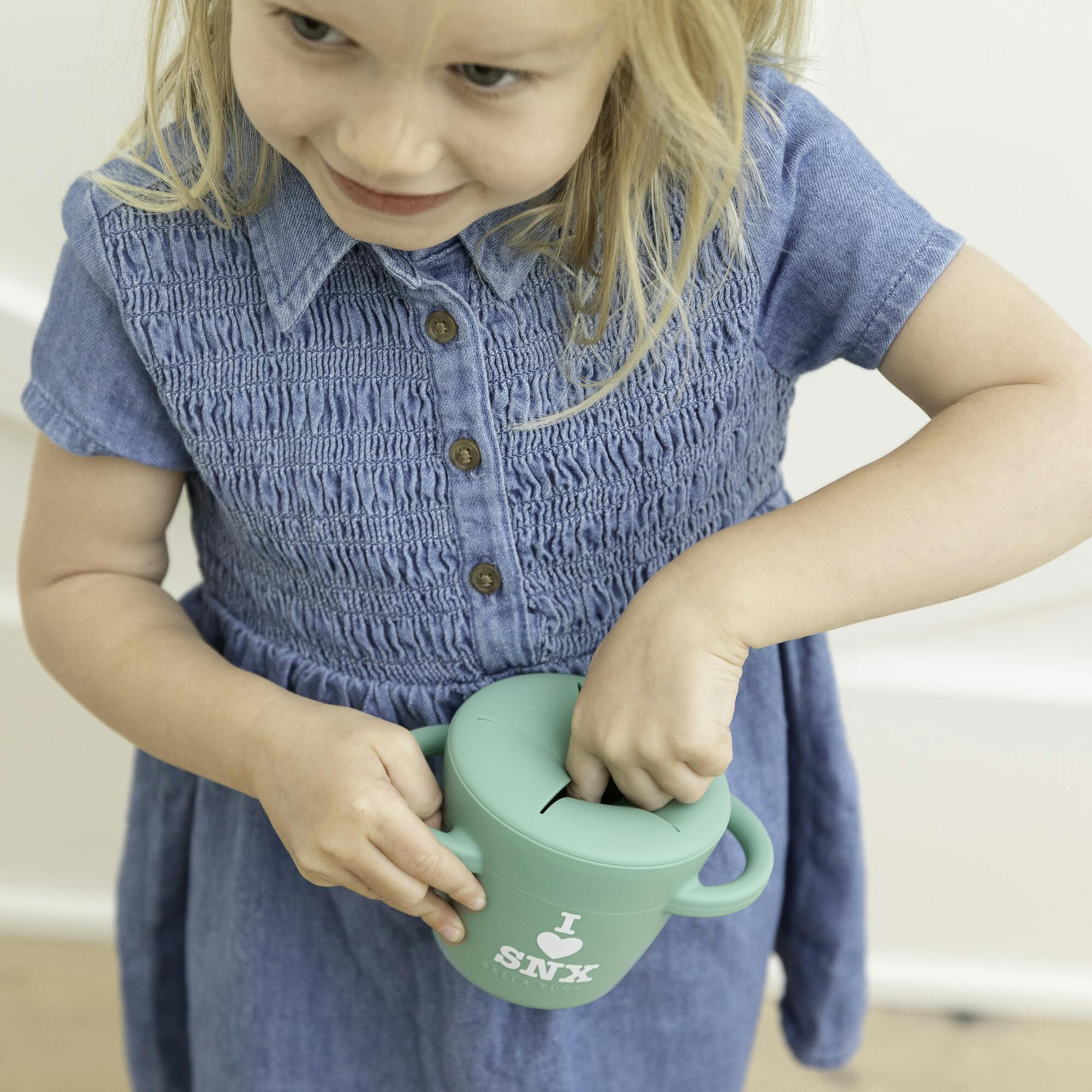 I love SNX Happy Silicon Snacker Cup With Lid