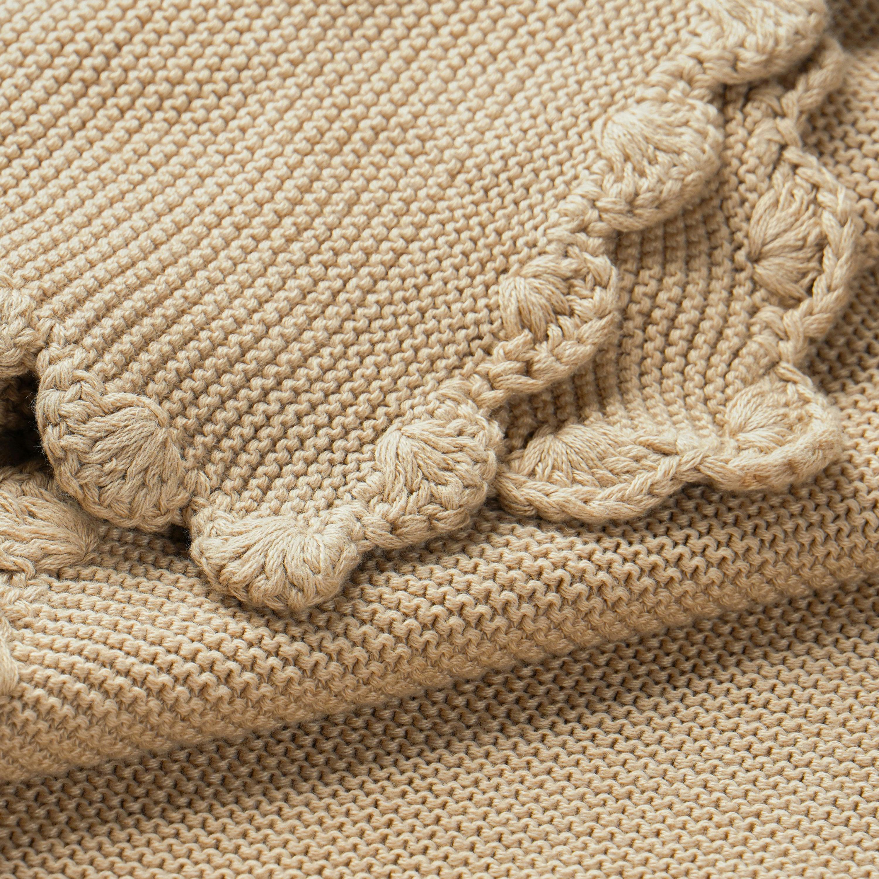 Organic Cotton Scalloped Baby Blanket