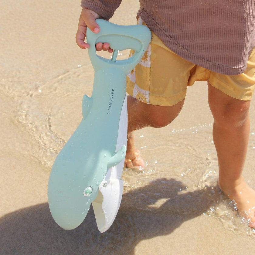 Sand Claws:
