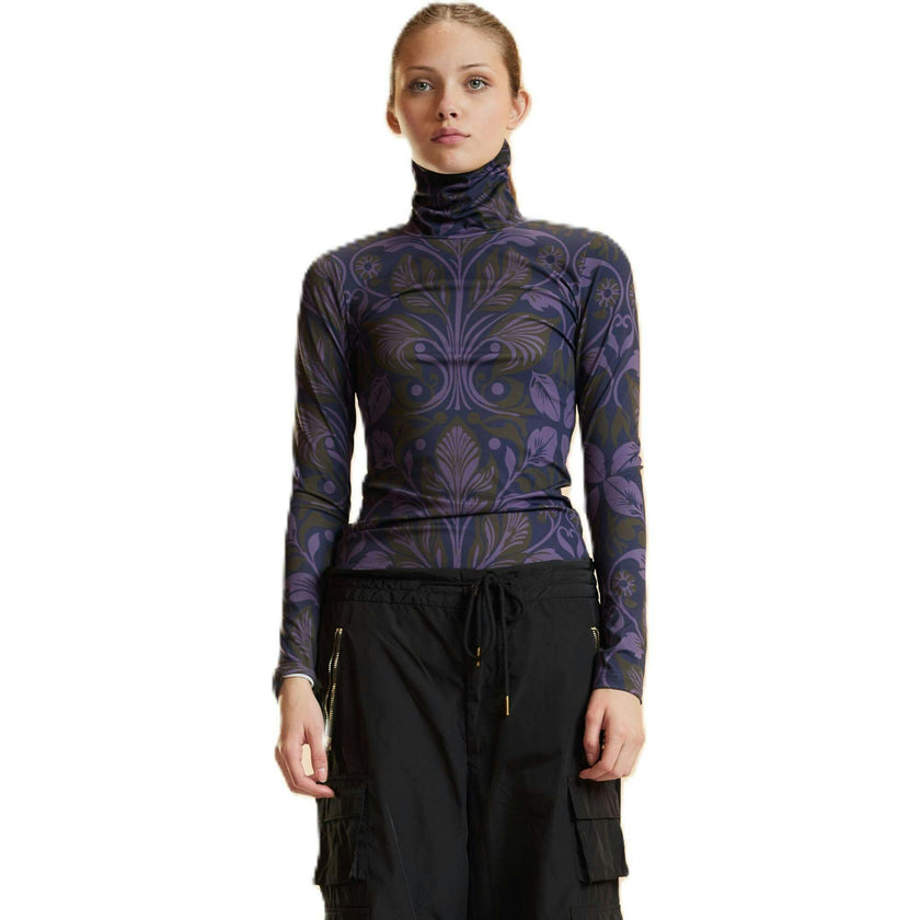 Art Nouveau Turtleneck