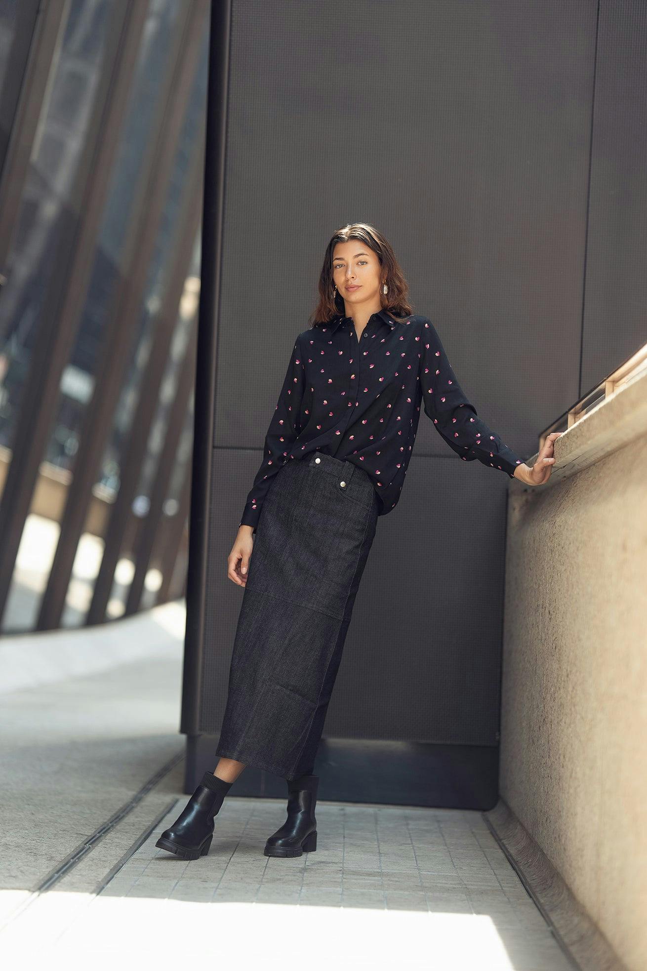 BLACK DENIM SKIRT