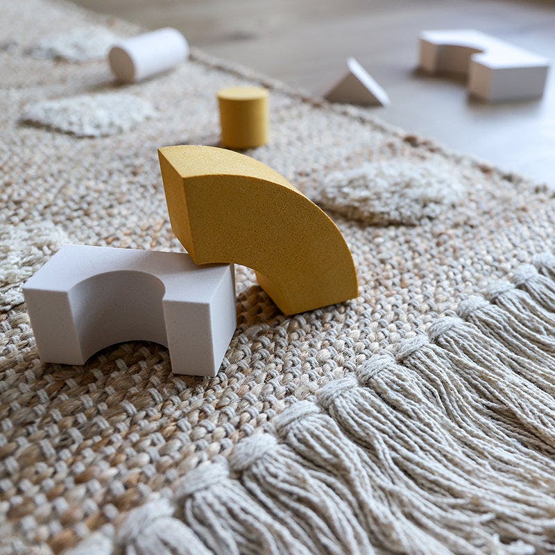 Nop Jute & Cotton Polka Dot Fringed Rectangular Rug