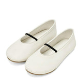 Daphne White Flats