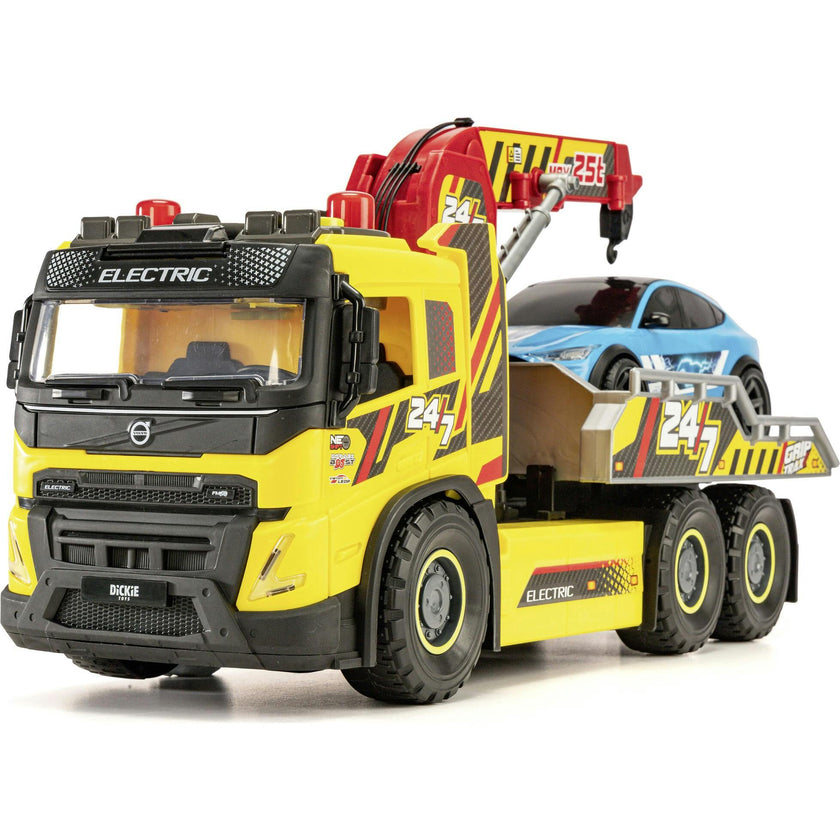 Volvo: Giant Tow Truck