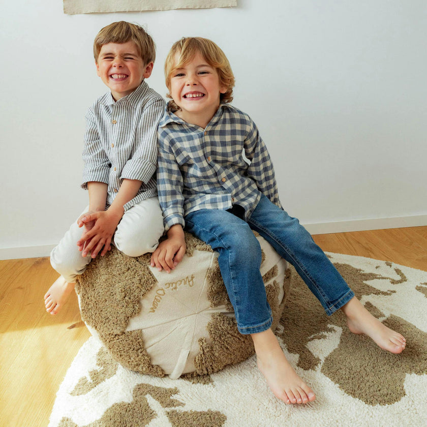Pouf World Map Rugcycled