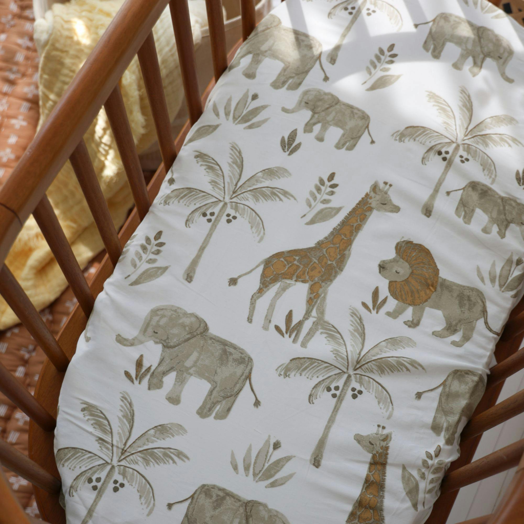 Kendi Safari Animal Cotton Bassinet Sheet