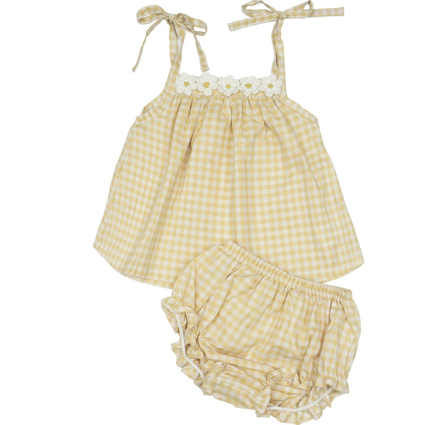 Crochet Daisy Set in Yellow Gingham