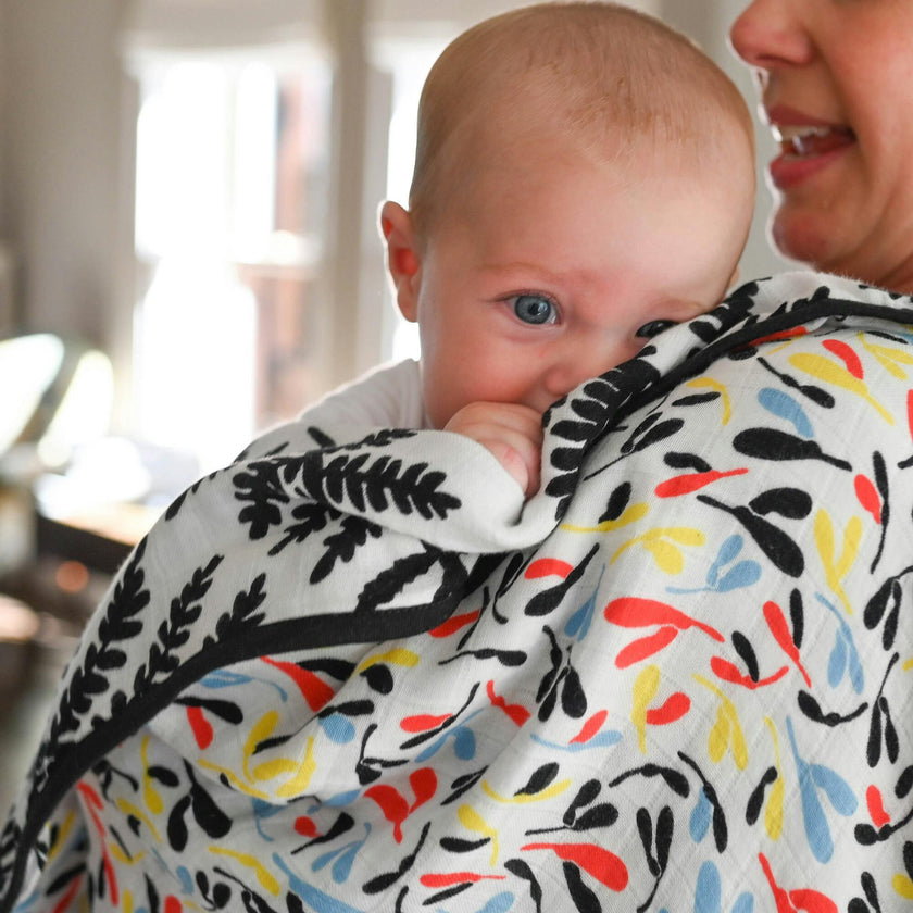 PLANT PRINT MUSLIN BLANKET - reversible newborn to 4 months / 5+ months