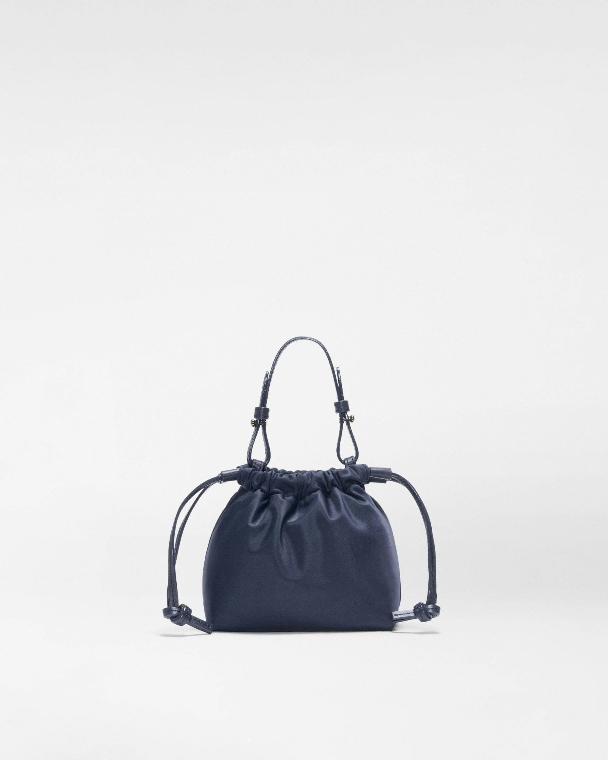 Navy Waverly Bebe