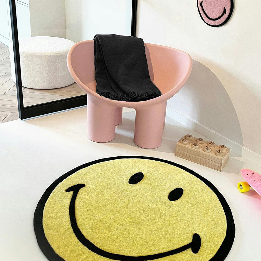 Round Smiley Rug