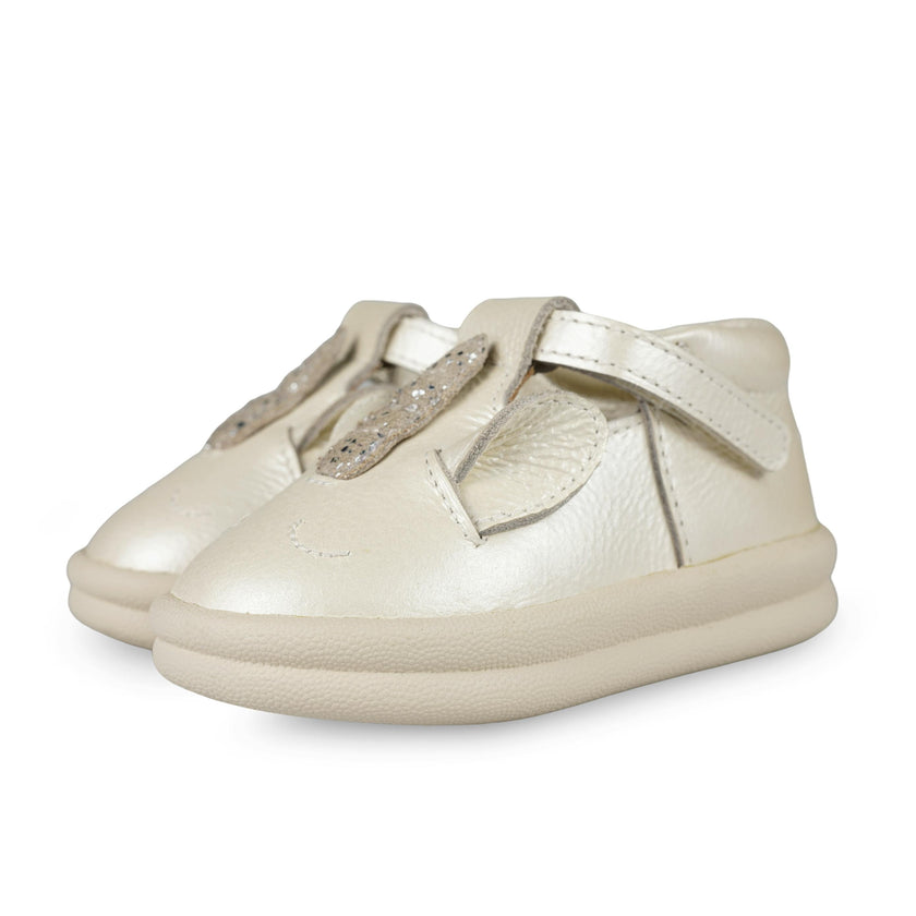 Zilpa Shoes | Unicorn | Off White Metallic Leather