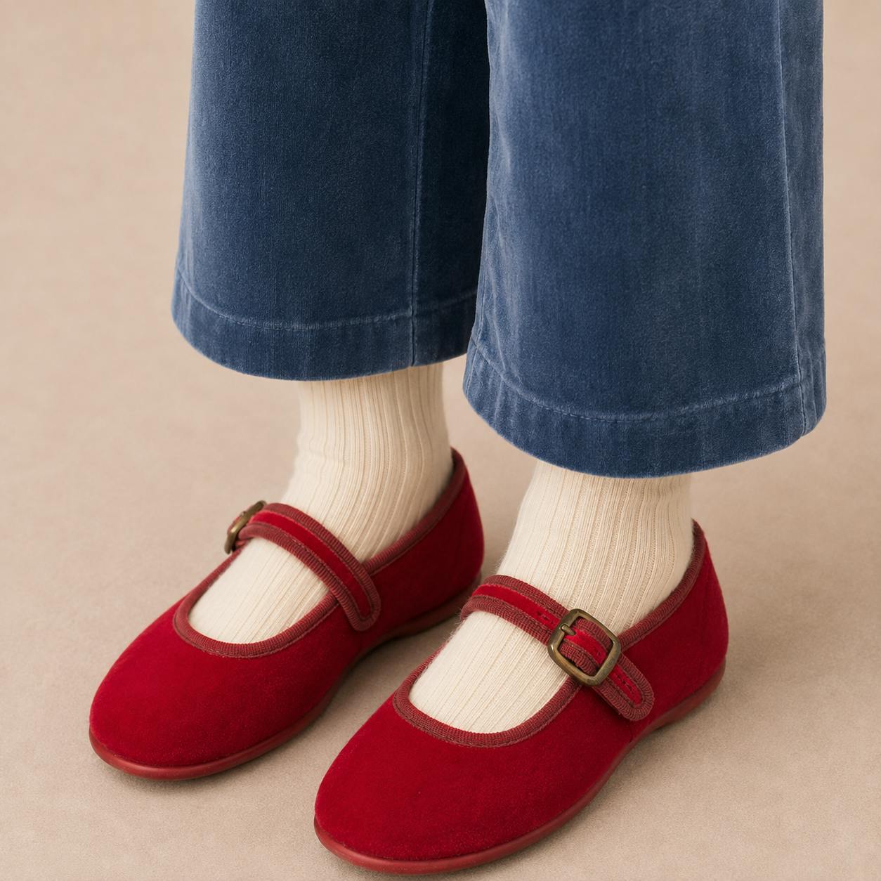 Isa Velvet Mary Jane | Red