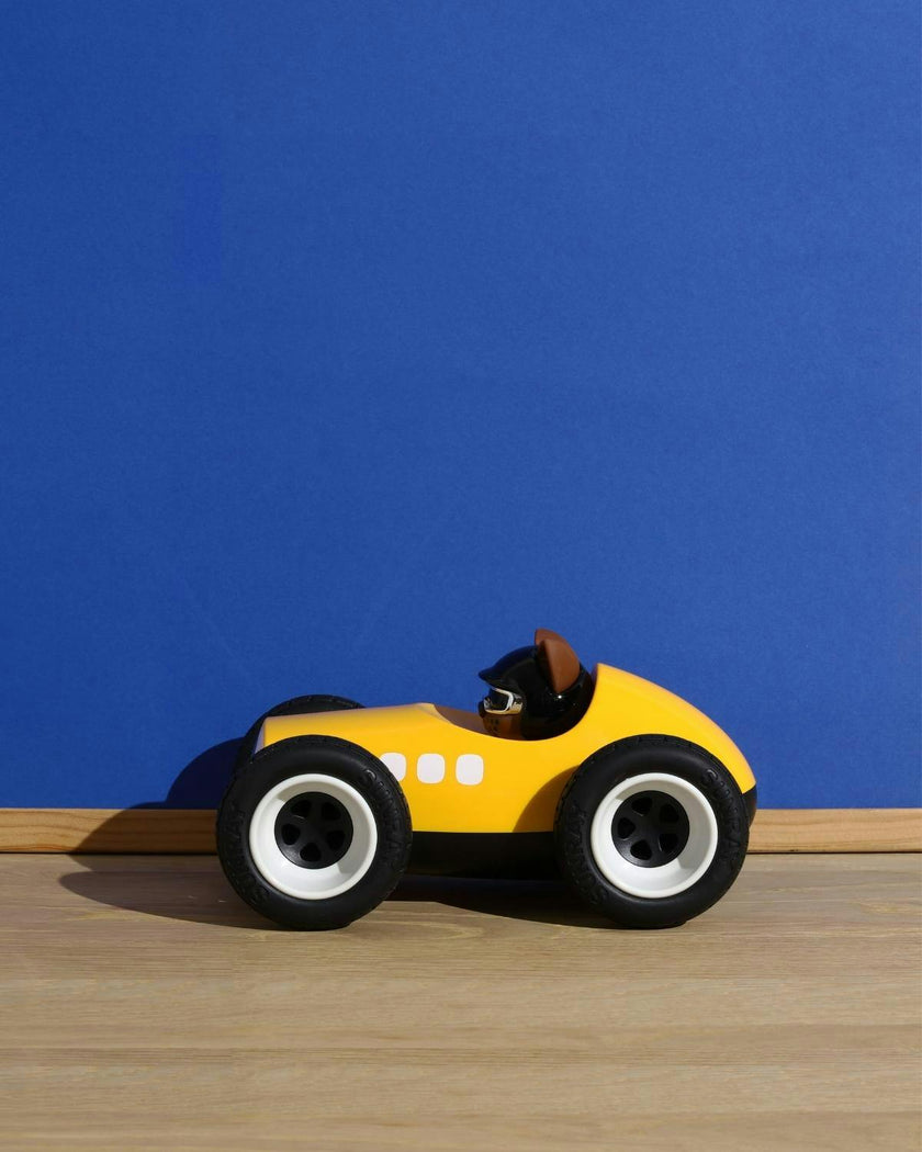 EGG ROADSTER