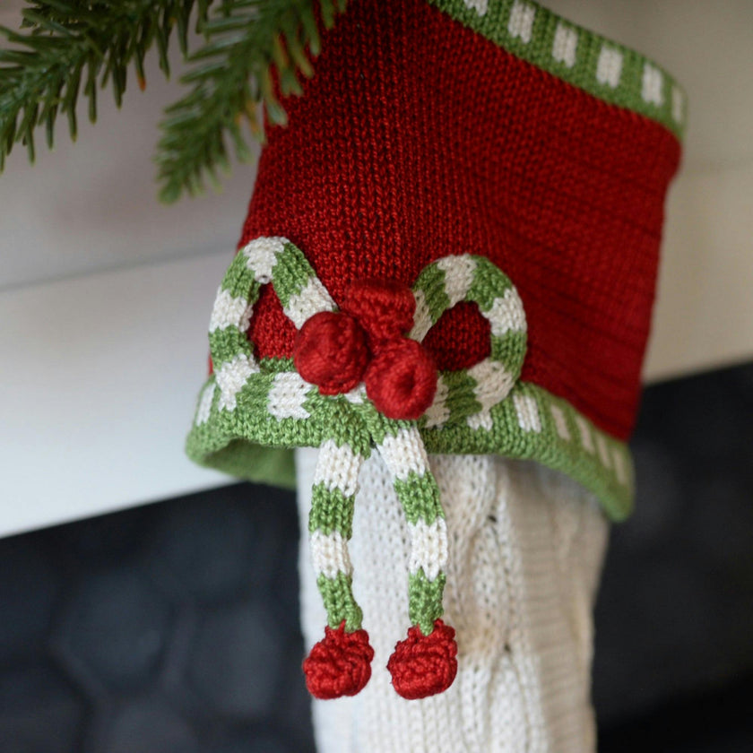 Cable with Bow Stocking