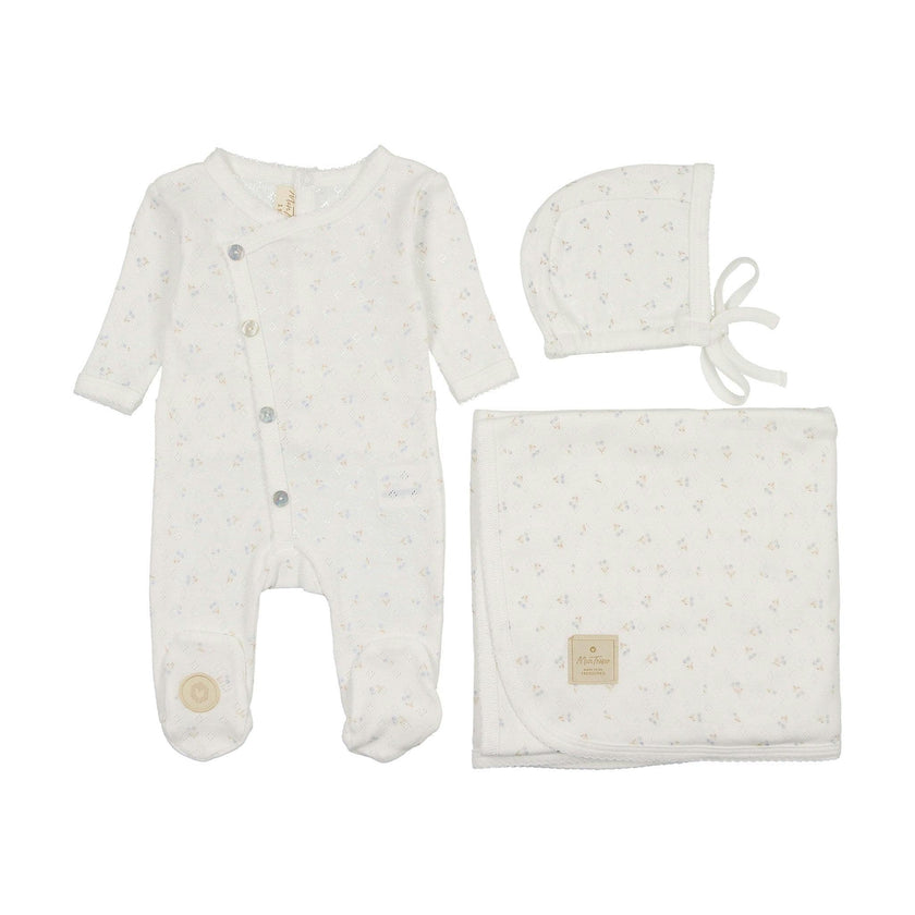 Spray of Berries Layette Set Ivory