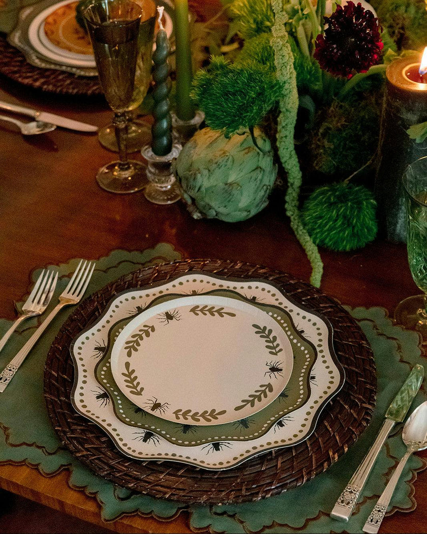 Creepy Casa Hors d'Oeuvres Plate - Bone/Olive