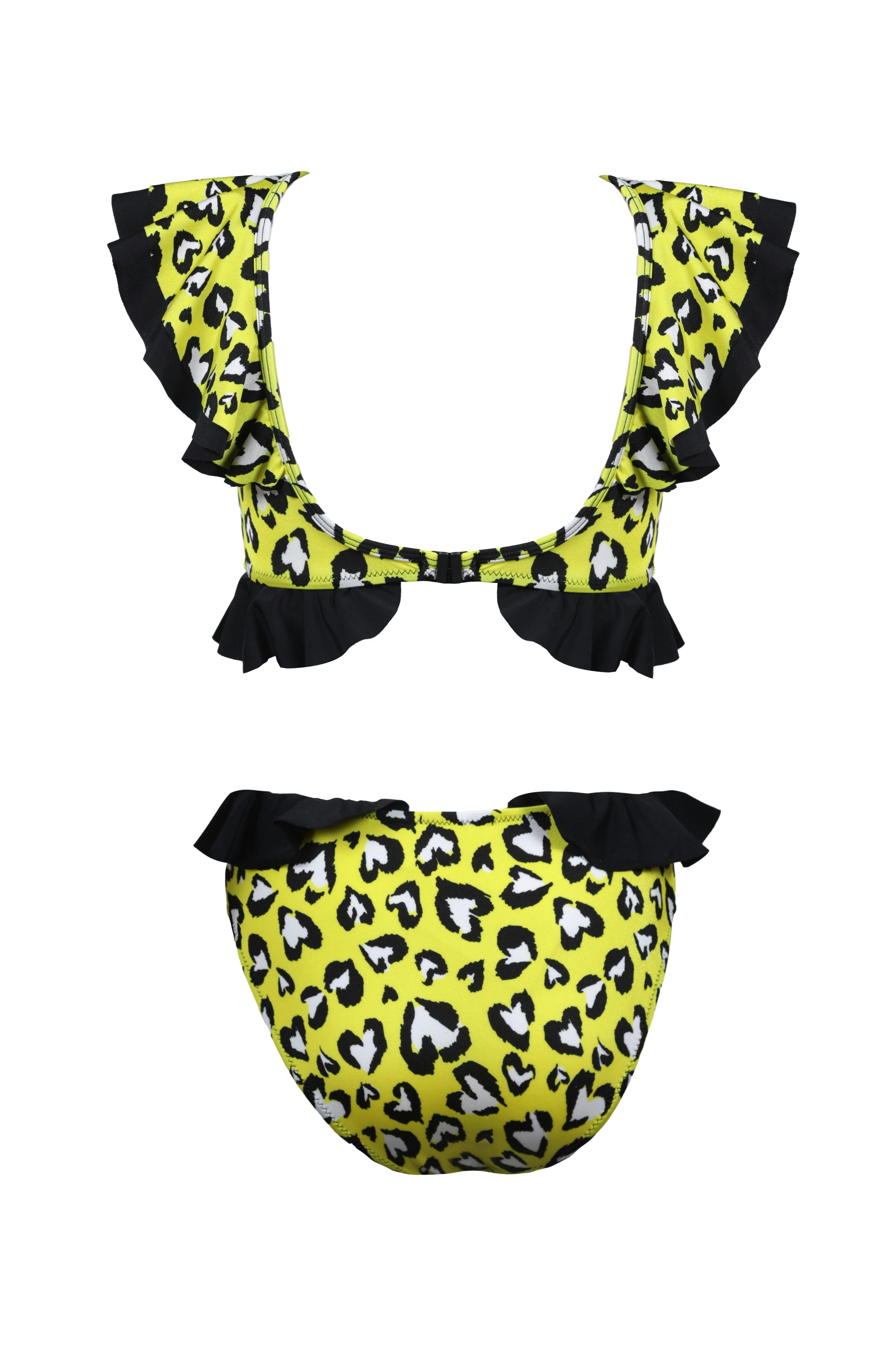 Rosette Short Sleeve One-Piece Swimsuit