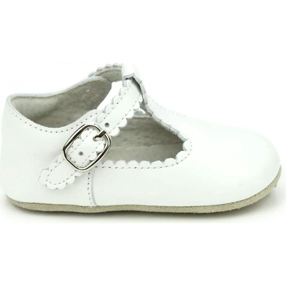 Elodie Girls Scalloped T-Strap Mary Jane Crib Shoe (Infant)
