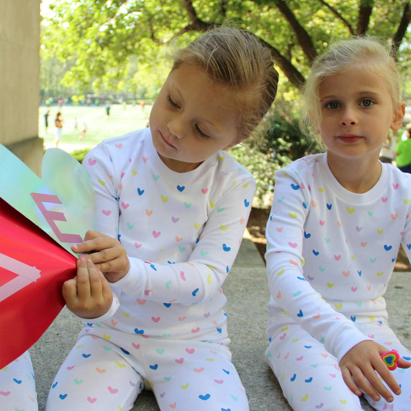 The Organic Long Sleeve Pajama Set [Rainbow Hearts]