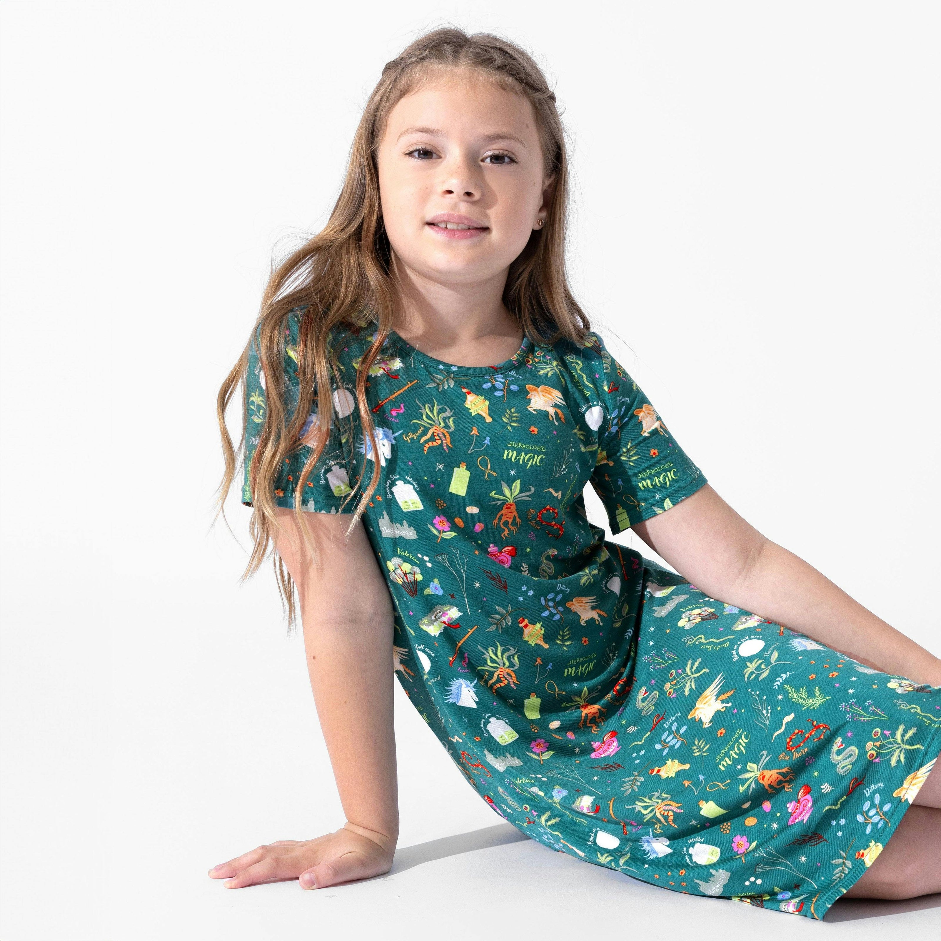 Mandrakes Potions & Herbs Bamboo Girls' Short Sleeve Dress
