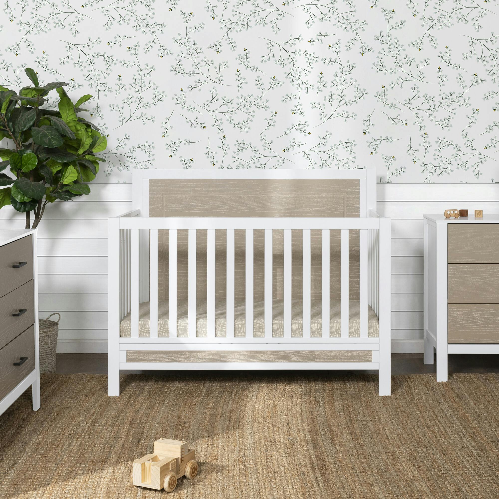 Radley 4-In-1 Convertible Crib
