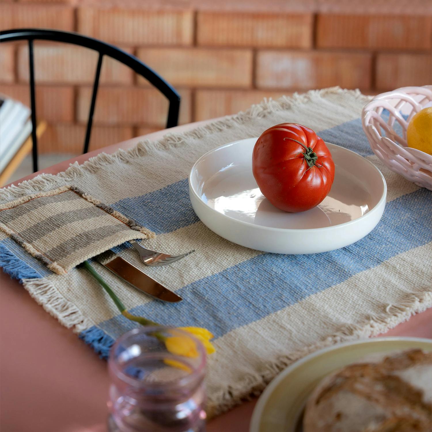 Set of 2 Handloom Placemats Pocket