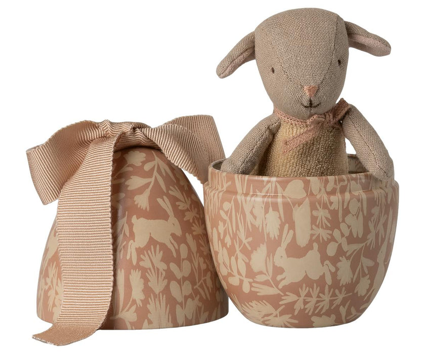 Easter egg with micro lamb, Small - Powder