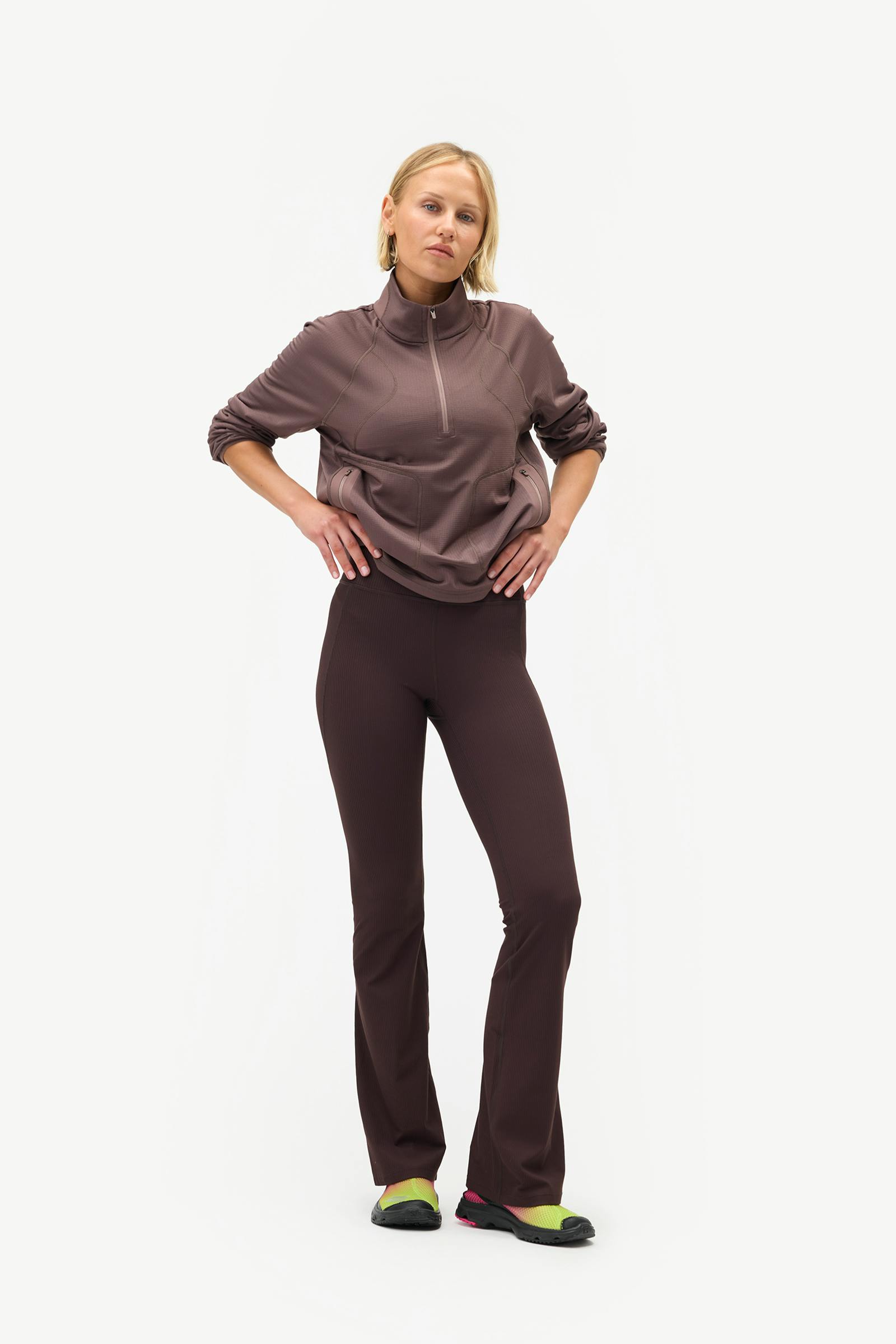 Julie Flare Legging, Americano