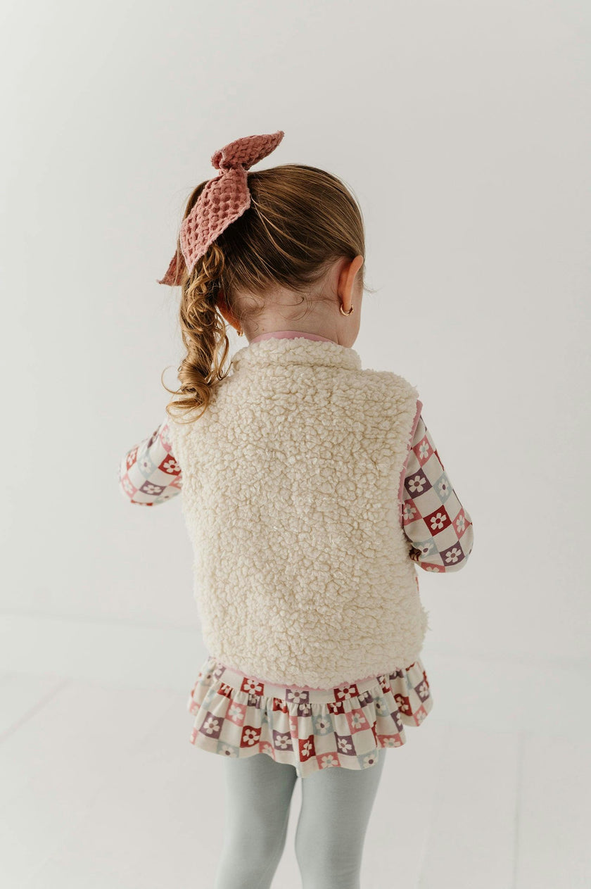 Sherpa Zipper Vest in Cream and Rose Elegance