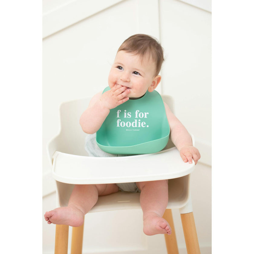 F For Foodie Wonder Bib