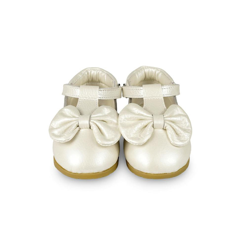 Moane Shoes | Off White Metallic Leather