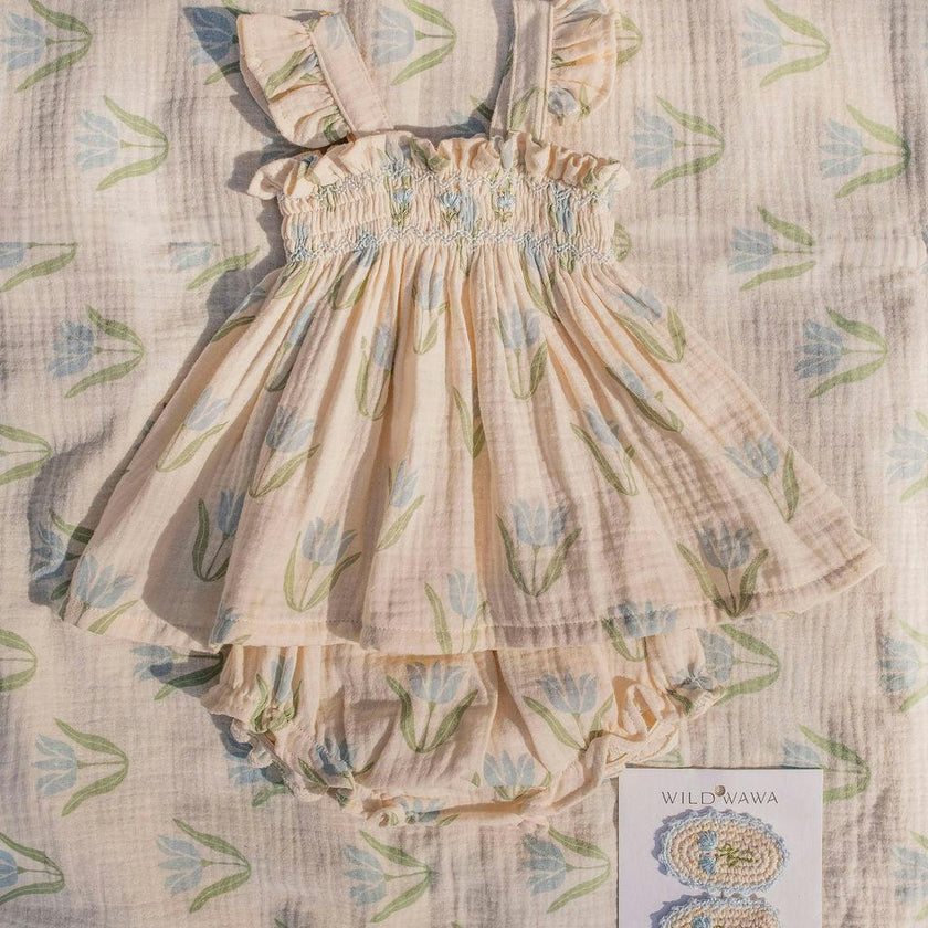 Crochet Clip Set in Blue Tulip