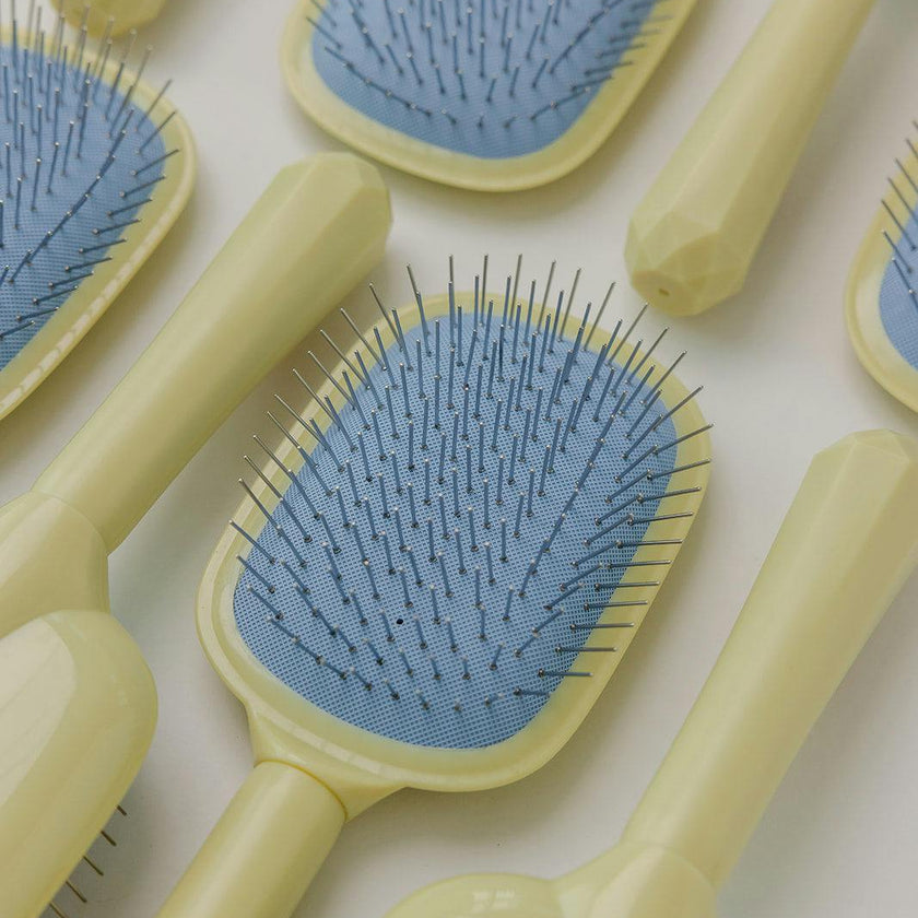 SCALP TO ENDS BRUSH