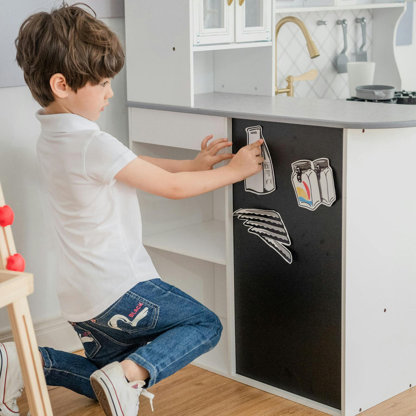 Little Chef Upper East Retro Play Kitchen