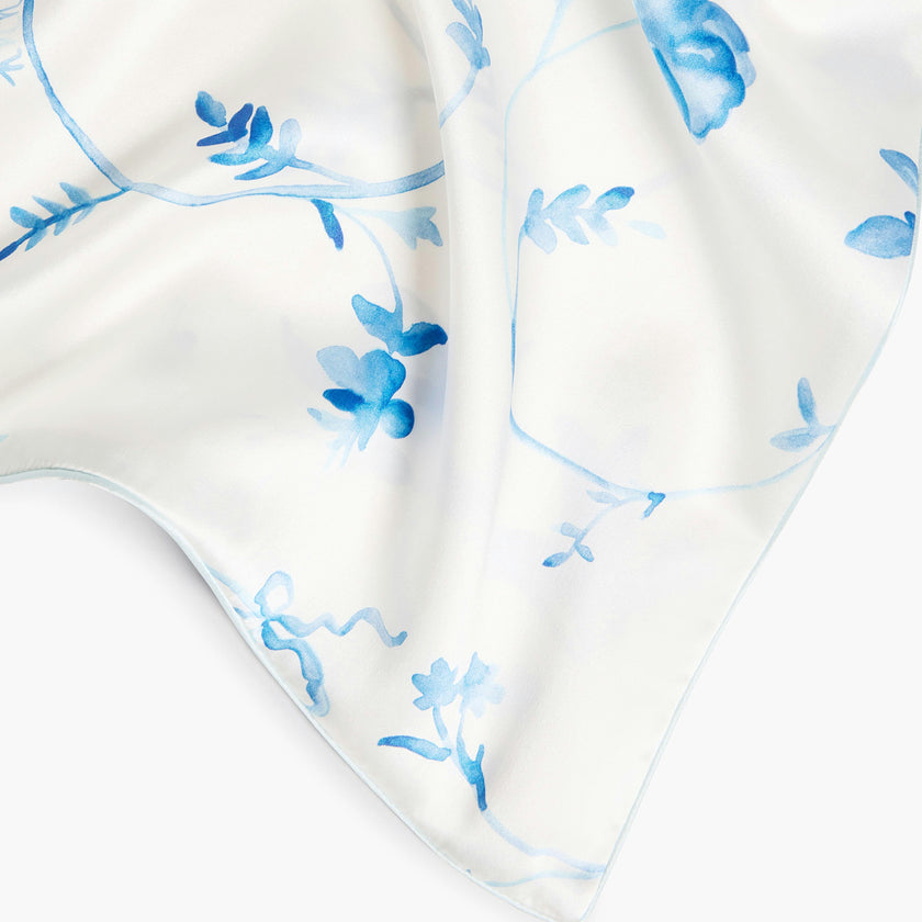 The Sisi Silk Pillowcase - Blue Botanical