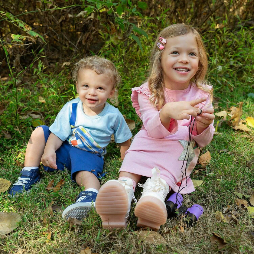 Magnetic Peek-A-Pocket T-Shirt & Shorts Set