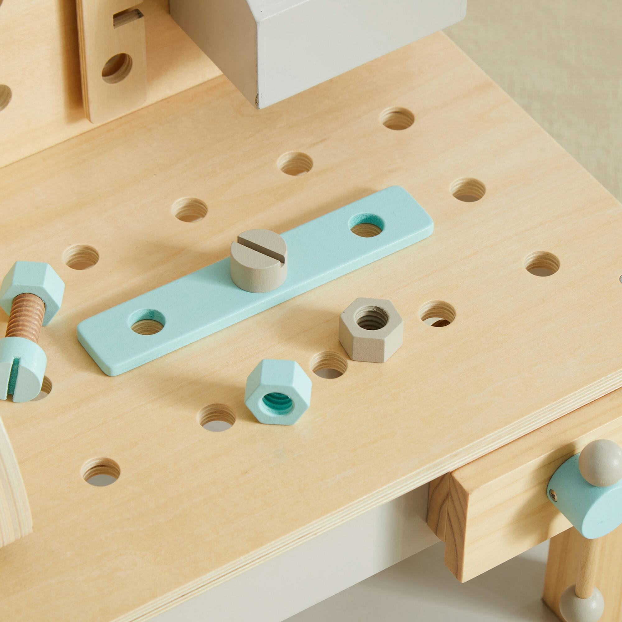 Little Builder Workbench