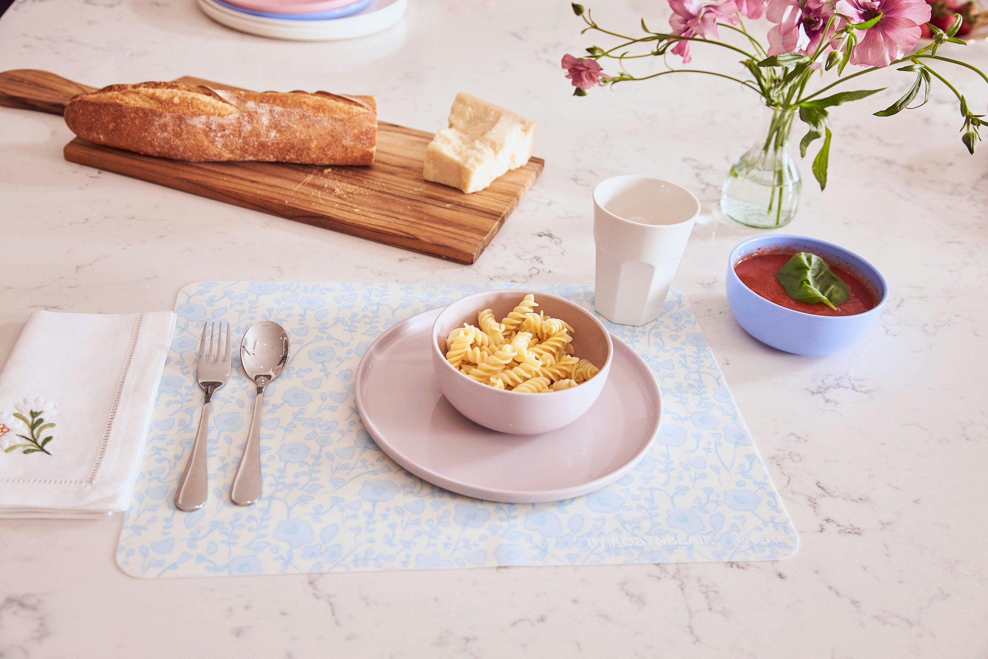 2 Placemats | Blue Toile | by robynblair x Recette