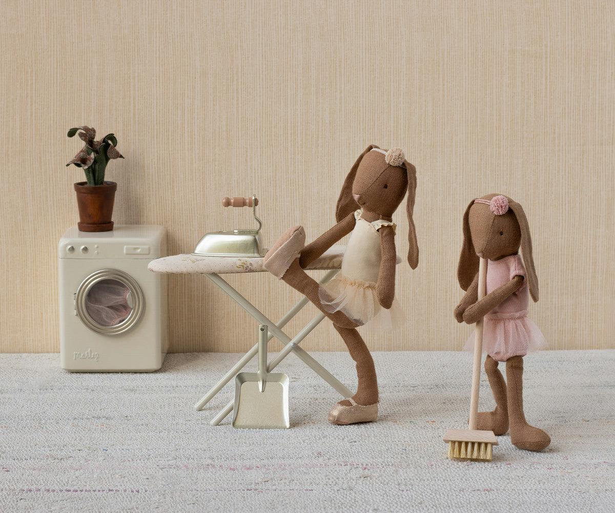 Bunny size 2, Chocolate brown - Ballet suit and skirt cream
