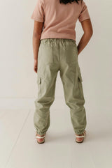 Girls Cargo Utility Pant in Evergreen