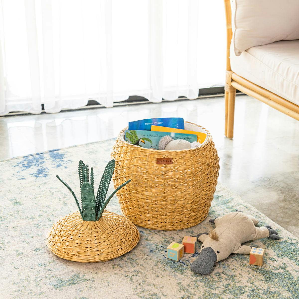 Handcrafted - Pineapple Storage Basket Natural (Medium) - Rattan Wicker
