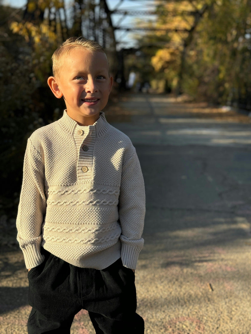 CABLE Beige Sweater