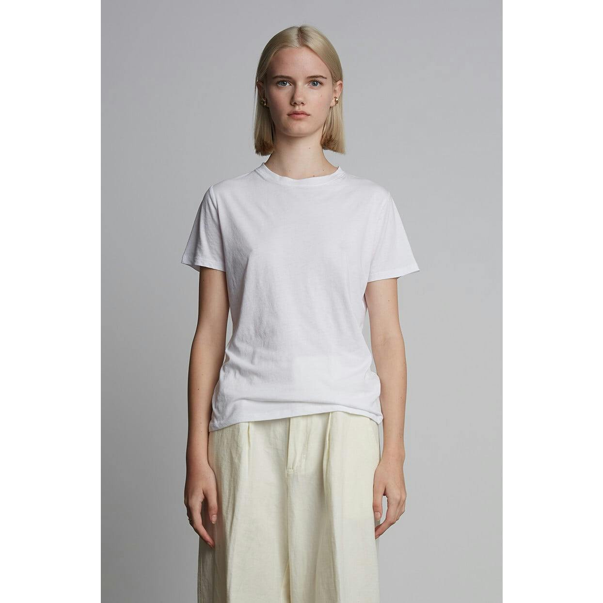 LARA CREW T-SHIRT | BLACK
